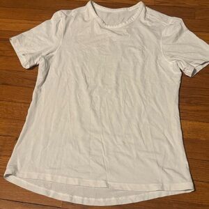 Lululemon Men's White Short Sleeve
Performance T-Shirt Sz L